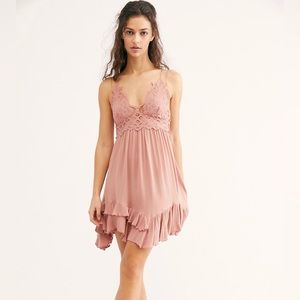 Free People Adella Slip size XS color Rose